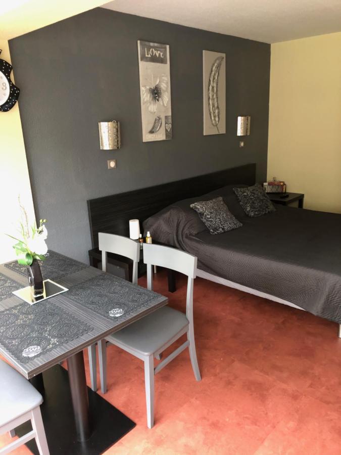 Appartement Les Hameaux Arles Exterior photo